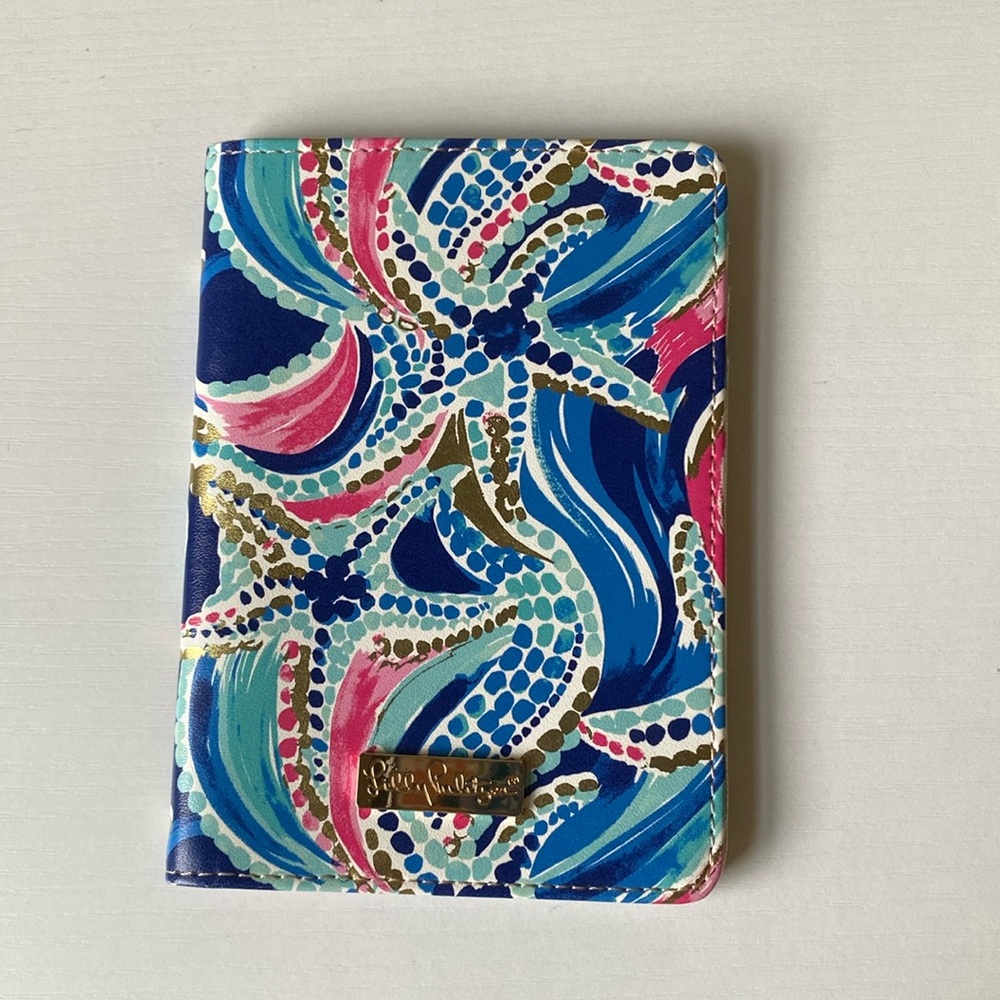 Lilly Pulitzer passport wallet holder